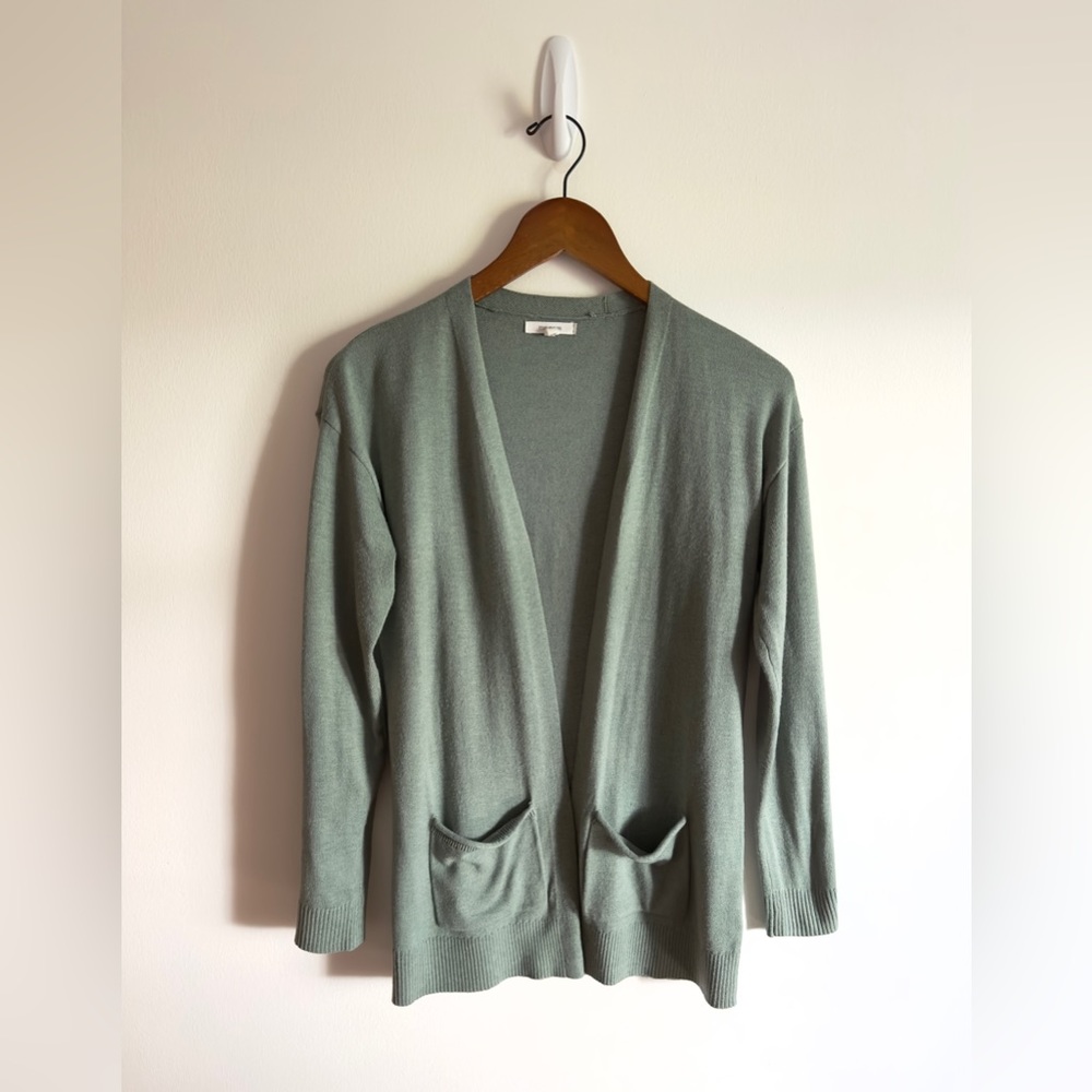 Women’s ladies Maurice’s sweater cardigan sage green